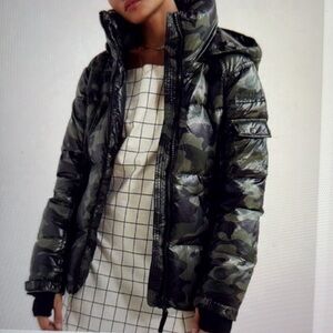 S13 Camo Down Puffer